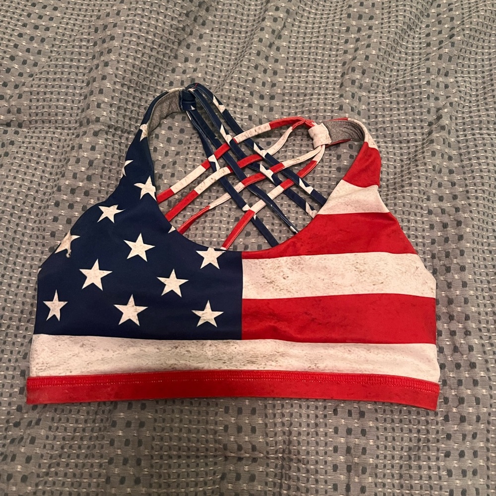 Born Primitive vitality American flag sports bra size small